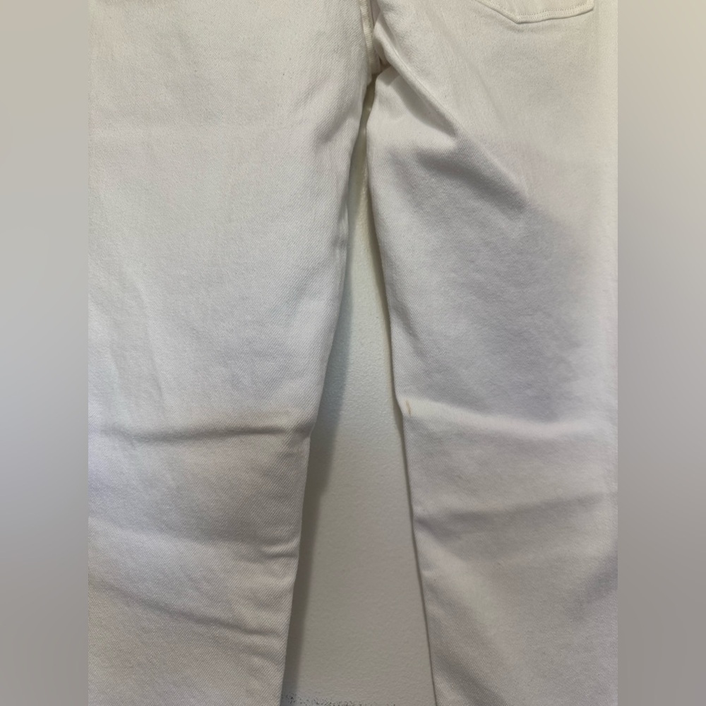 Levi's White Straight Leg Jeans - never worn - Picture 2 of 12